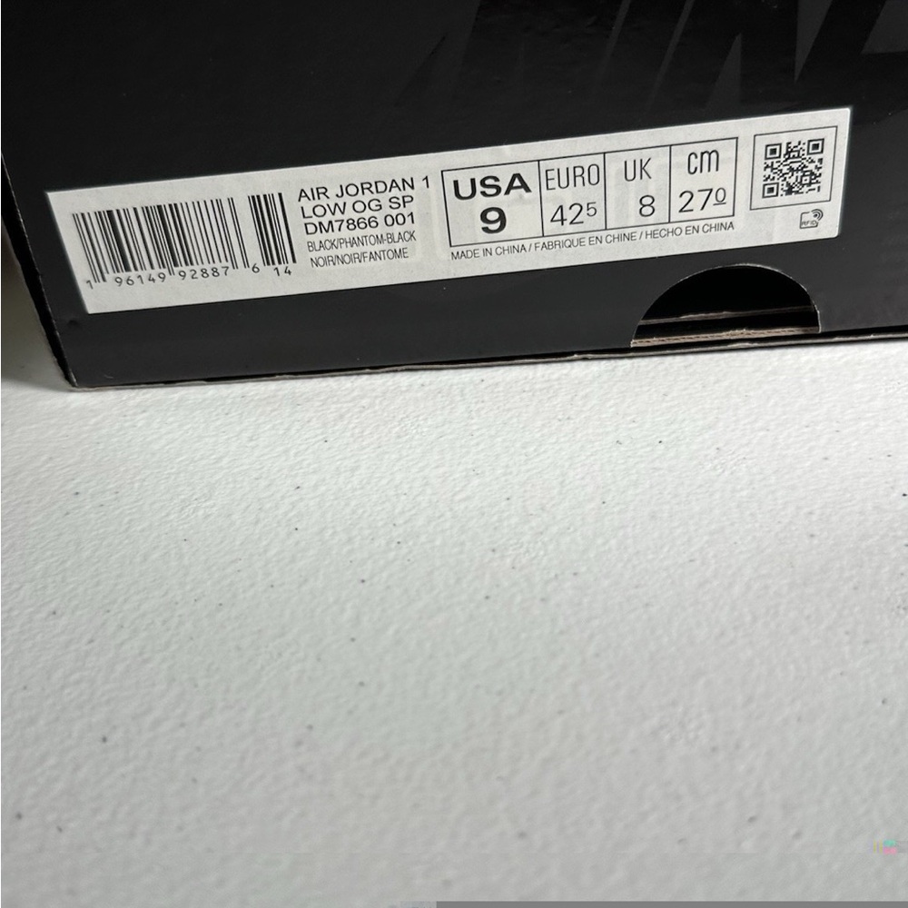 Size - Air Jordan 1 Retro Low OG SP x Travis Scott Black Phantom 2022 - Picture 2 of 9